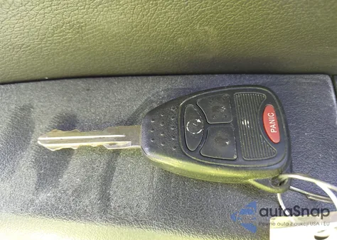 2015 Jeep Patriot Latitude из США, поврежденный, VIN 1C4NJRFB8FD425192